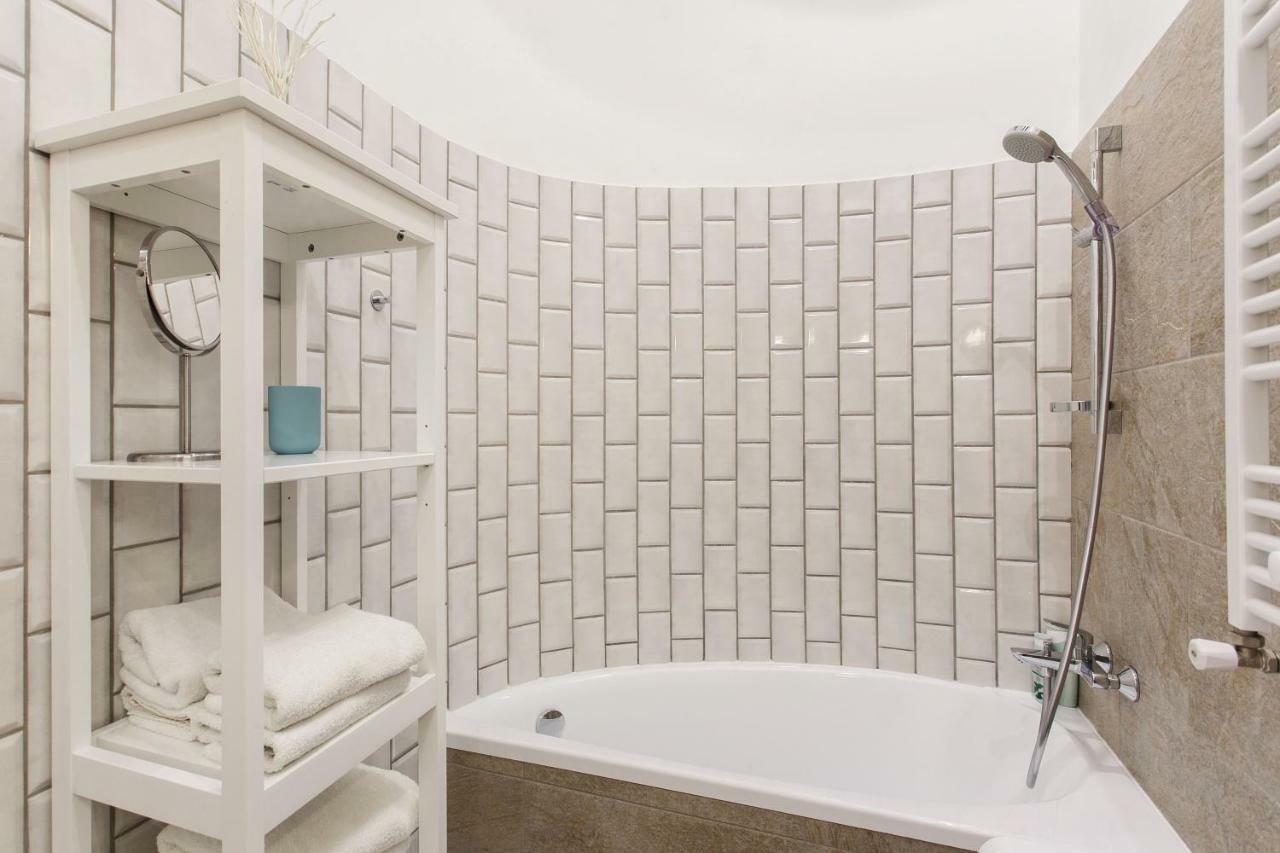 #Stayhere 3Bdr Modern & Stylish Apartment - Heart Of Old Town By Houseys Vilna Exterior foto